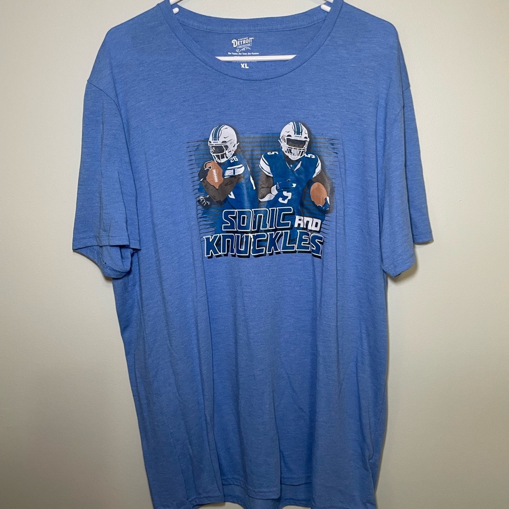 Blue Lions Sonic and Knuckles Graphic T-Shirt